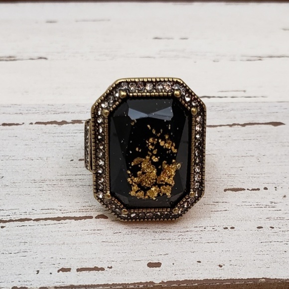 last one • Chunky Cocktail Ring - Picture 2 of 6